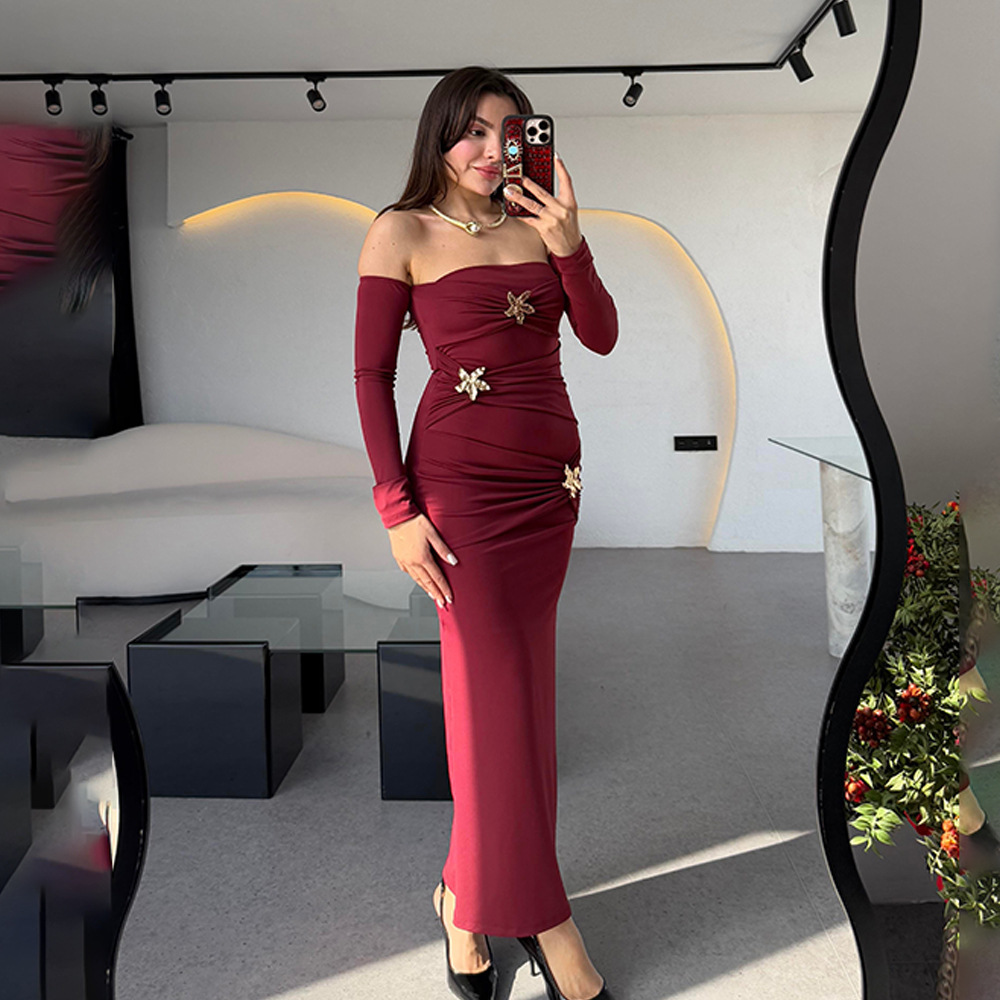 Women's Pleated Long-sleeved Dress Fashionable Slim Dress