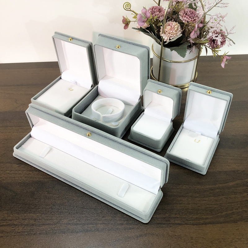 https://cf.cjdropshipping.com/quick/product/ffcd3308-17db-4e51-9b4d-11cab7caabc3.jpg