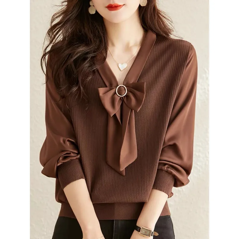 New V-neck Short Temperament Base Sweater - Brown
