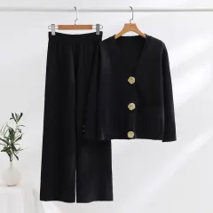 Contrast Color Daikin Button Sweater Women's Wide Leg Pants Knitted Two-piece - Black - View 1