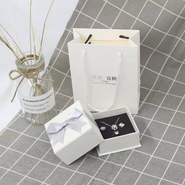 Jewellery box jewelry storage