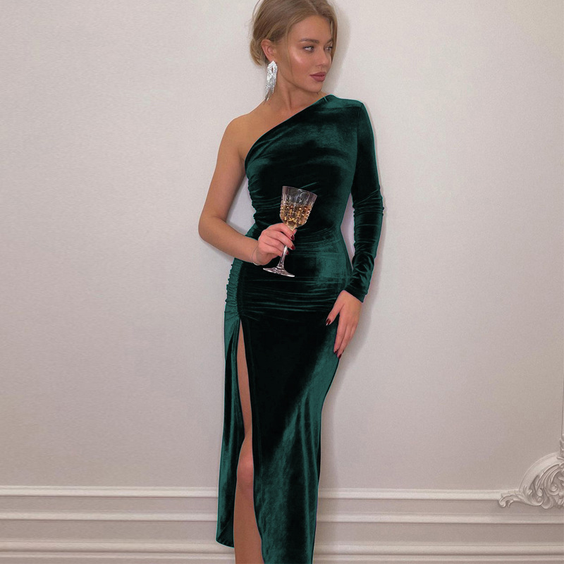 New Slim-fit One-shoulder Dress